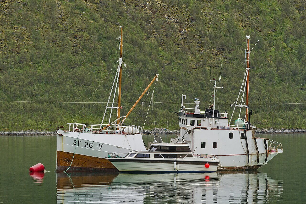 Pesca experiencial — Barco de pesca em Torsken, Senja